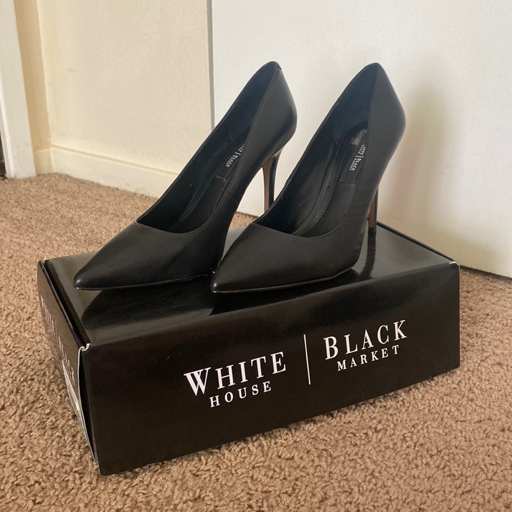 White House Black Market “Olivia” heels size 7.5